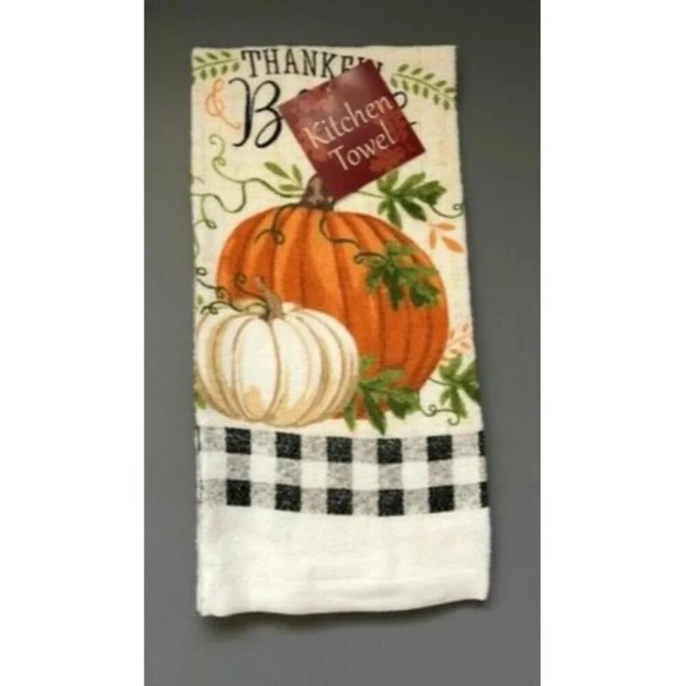 Thankful Blessed Dish Towels Oven Mitt Potholder Set of 4 Thanksgiving Pumpkins